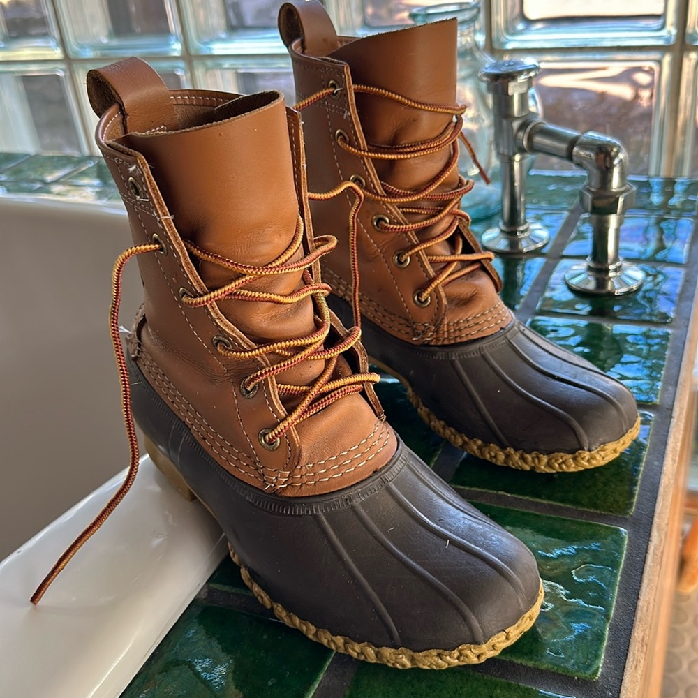 Women’s LL Bean Duck Boots - Size 7